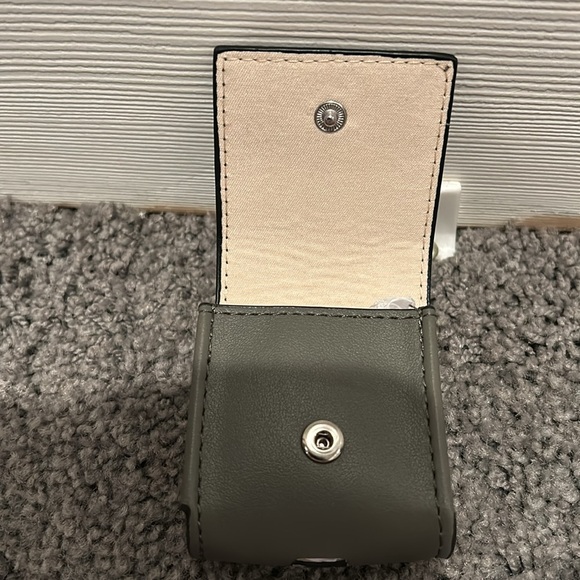 Rae Dunn Mini Keychain Accessory Purse, NWT!! - Picture 3 of 3